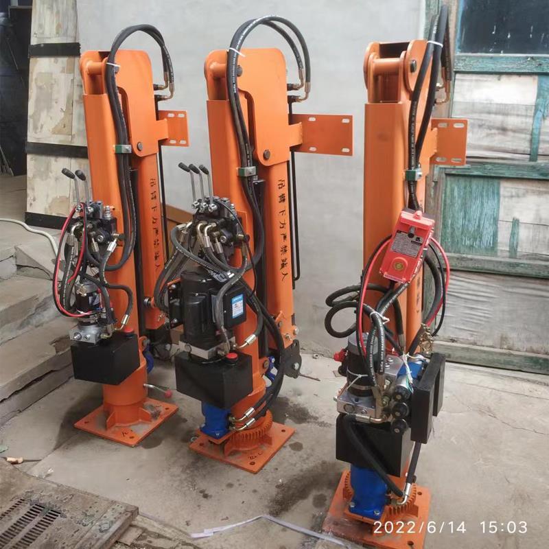 麻豆区重汽蓝牌随车吊 3.2吨 国六动力强 液压驱动 农用自卸起重机